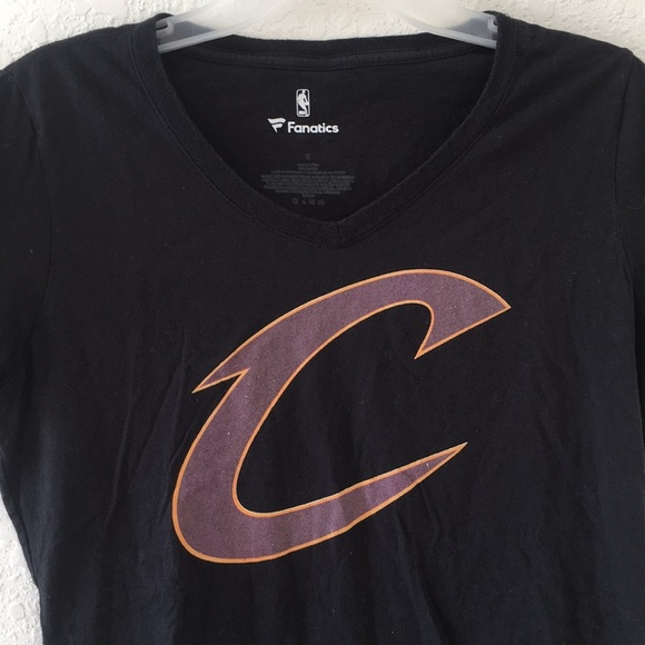 Women NBA Fanatics Cleveland Cavaliers shirt S - Picture 2 of 4